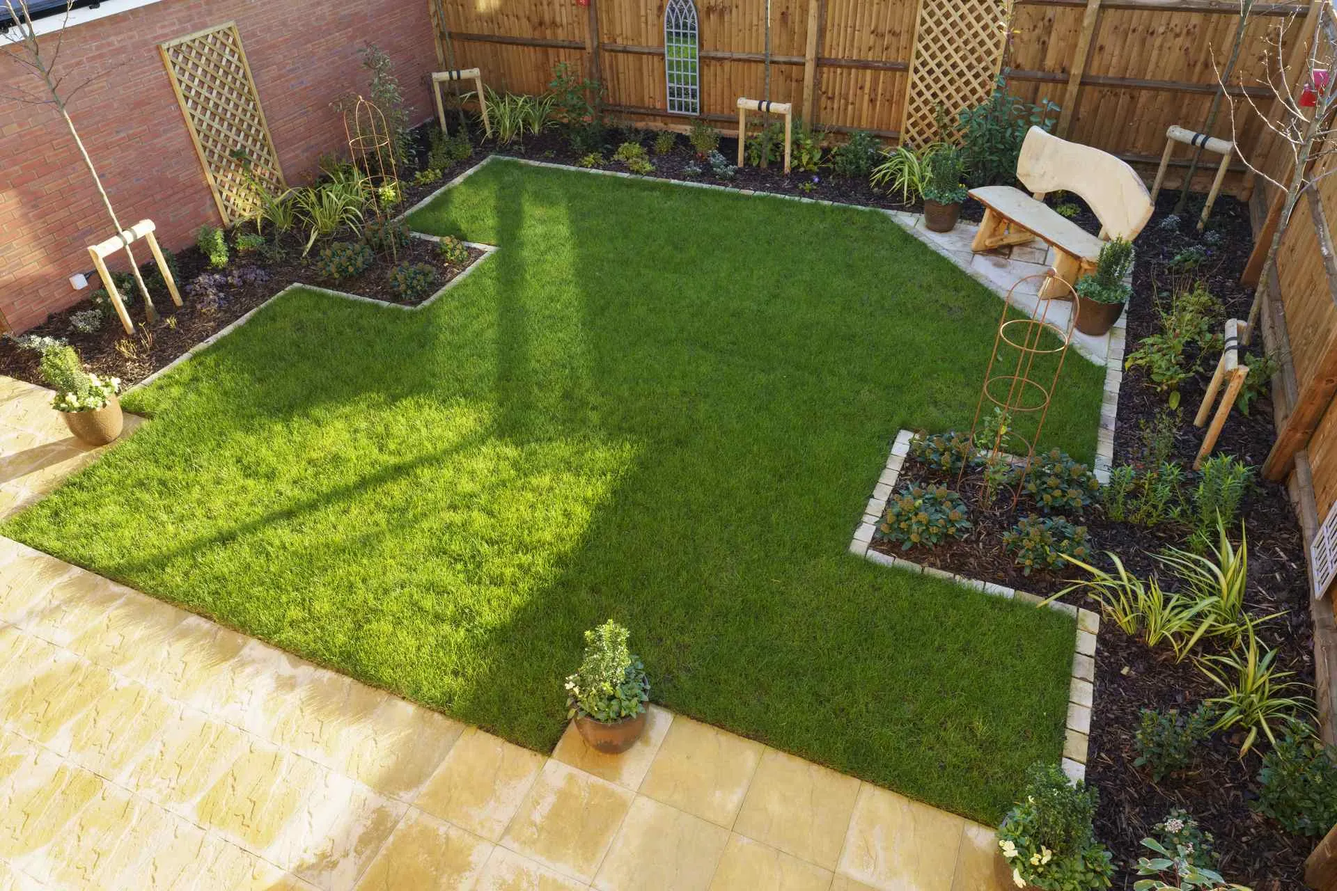 Resin bound driveway installation